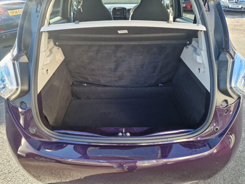 RENAULT ZOE