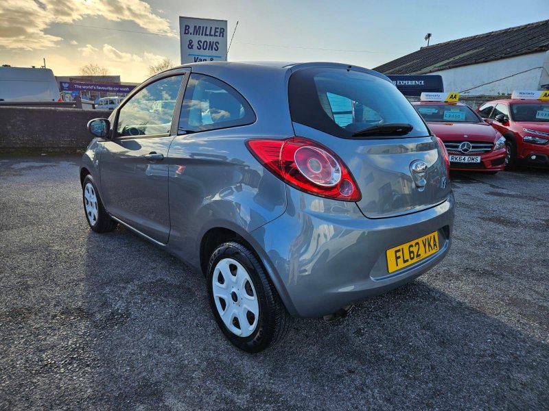 FORD KA