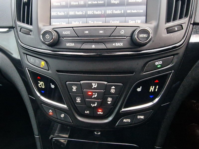 VAUXHALL INSIGNIA