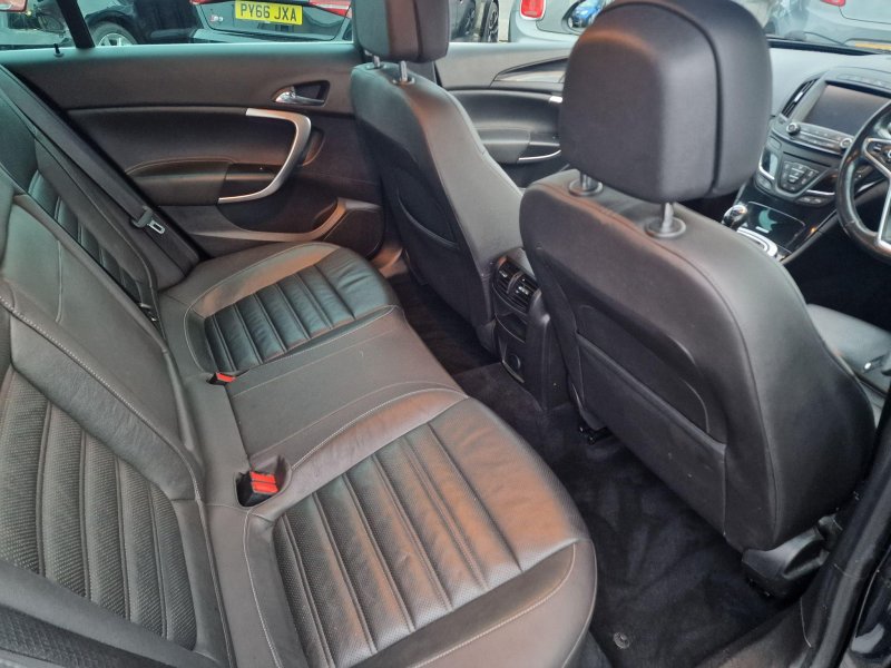 VAUXHALL INSIGNIA