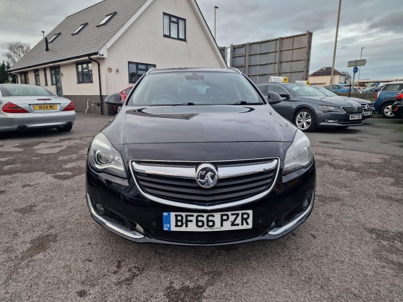VAUXHALL INSIGNIA