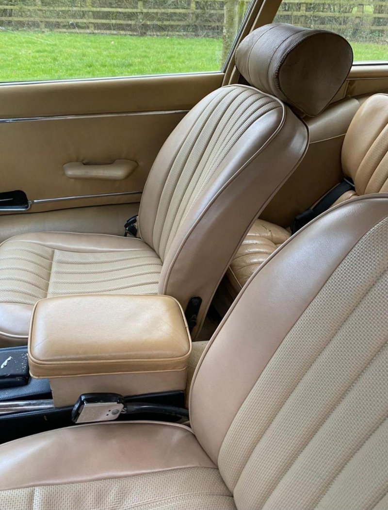 JAGUAR E-TYPE