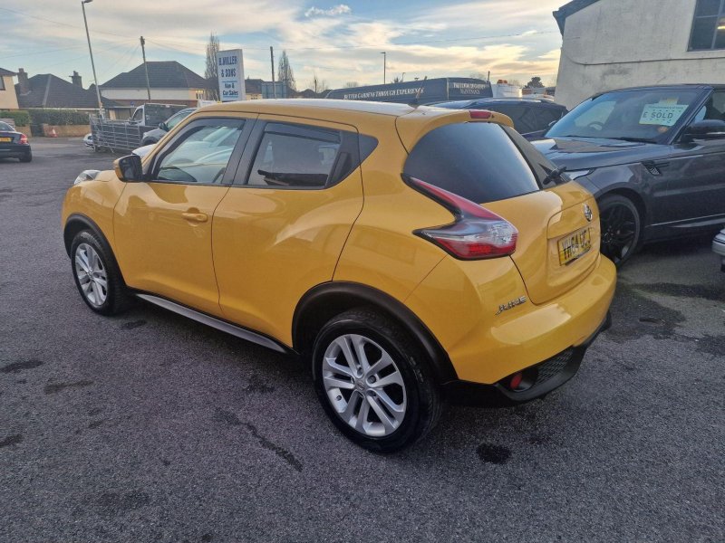 NISSAN JUKE