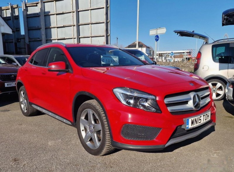 MERCEDES-BENZ GLA CLASS