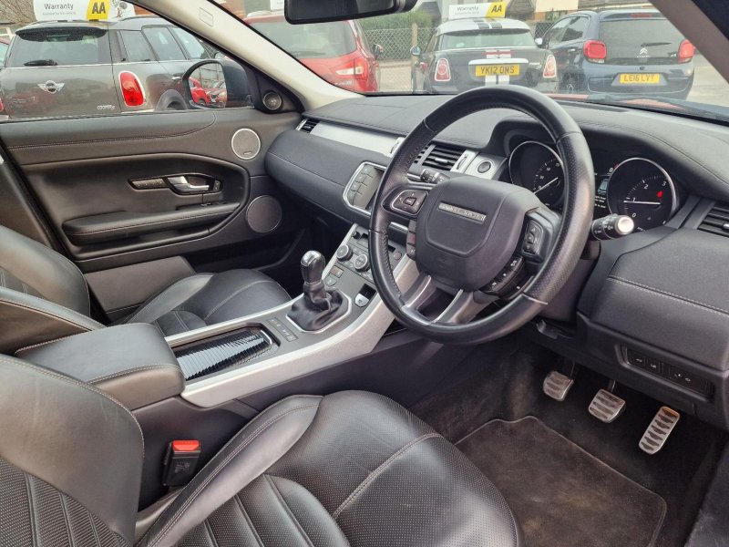 LAND ROVER RANGE ROVER EVOQUE
