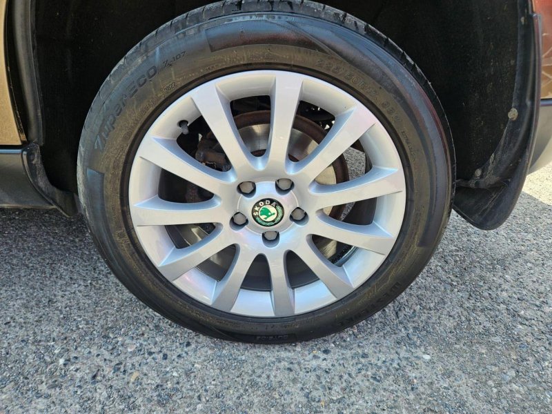 SKODA YETI