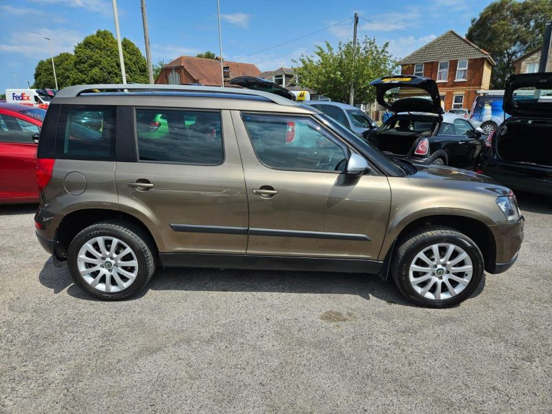 SKODA YETI