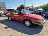 SAAB 900